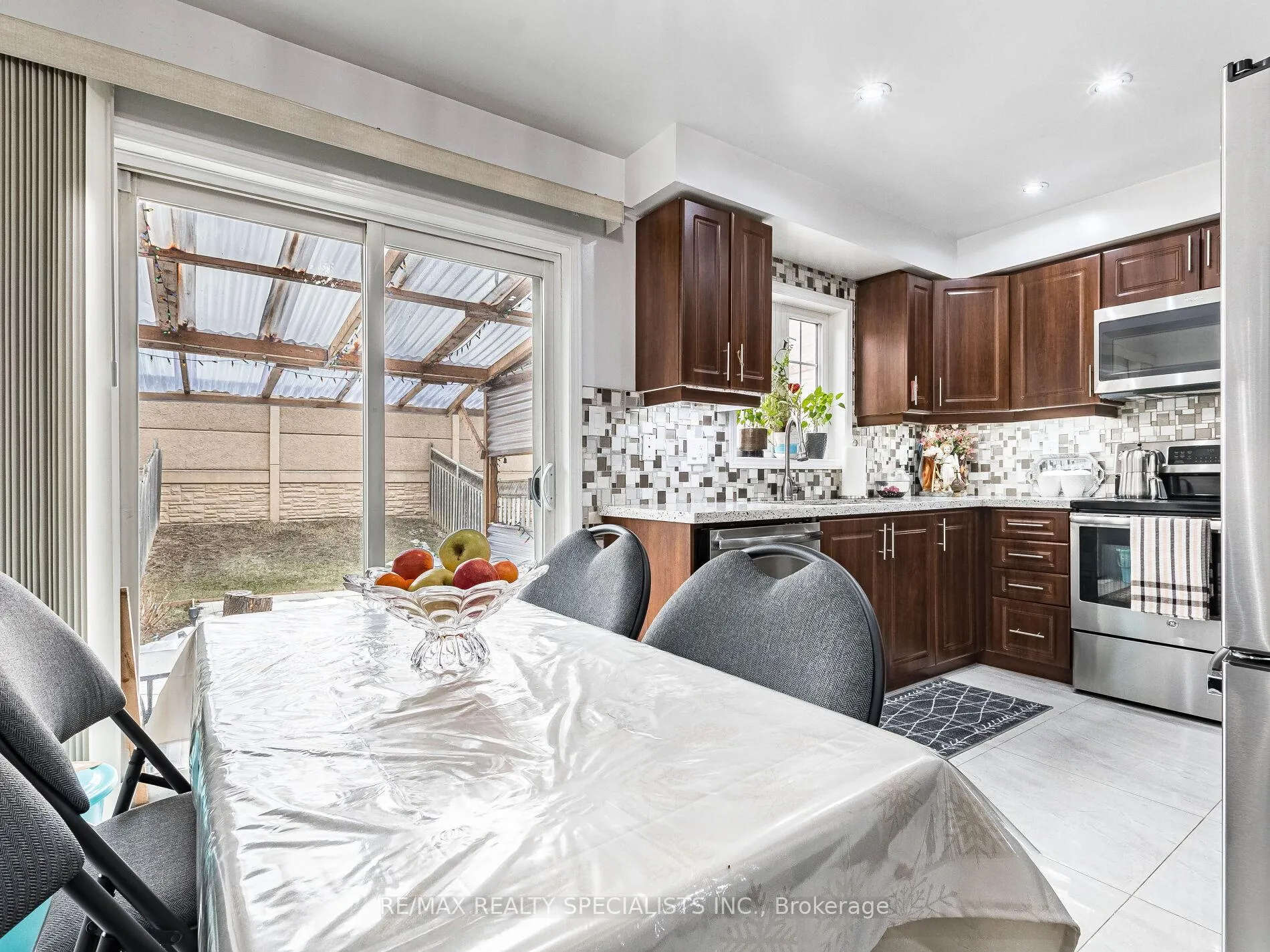 Photo 12 of 73 Zia Dodda Crescent, Brampton, Bram East — HOMEH