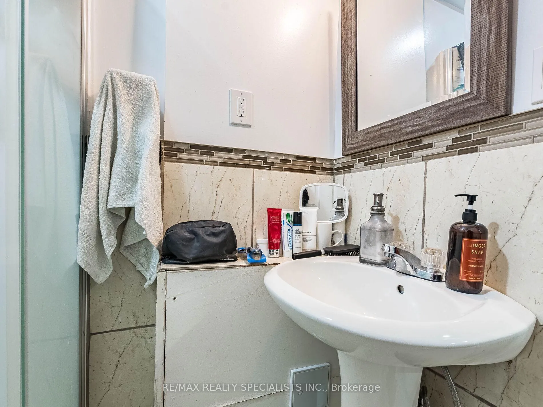 Photo 33 of 73 Zia Dodda Crescent, Brampton, Bram East — HOMEH