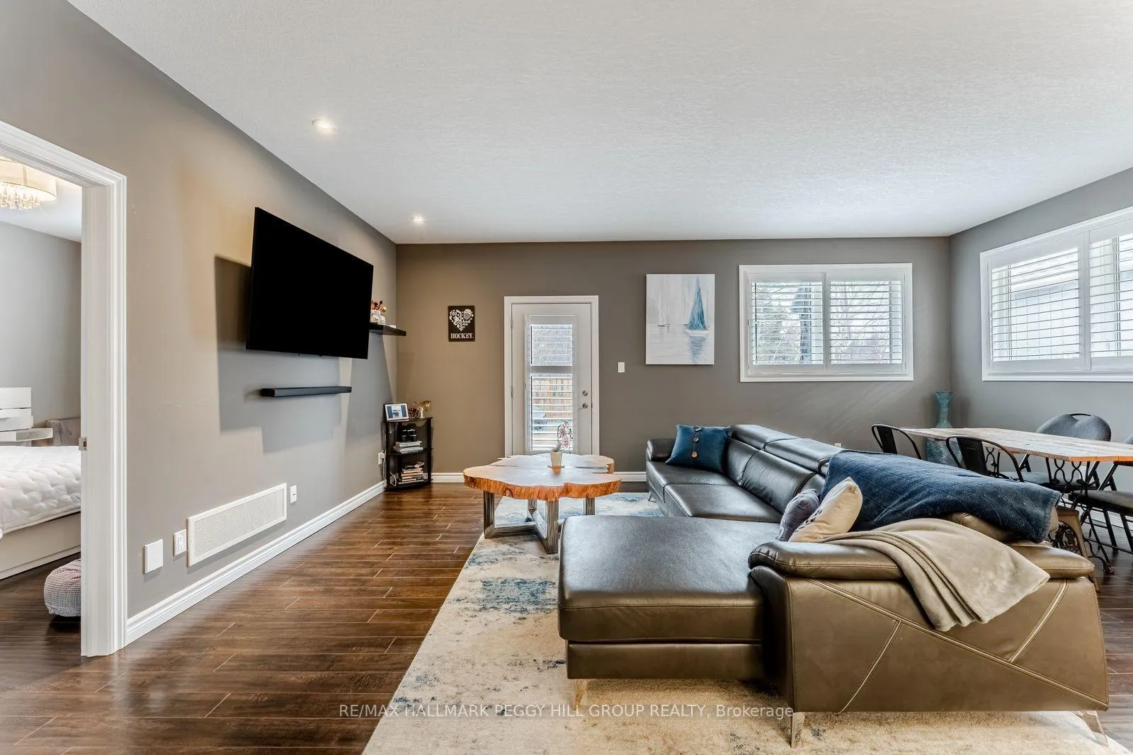 Photo 6 of 9 Northgate Road, Wasaga Beach — HOMEH