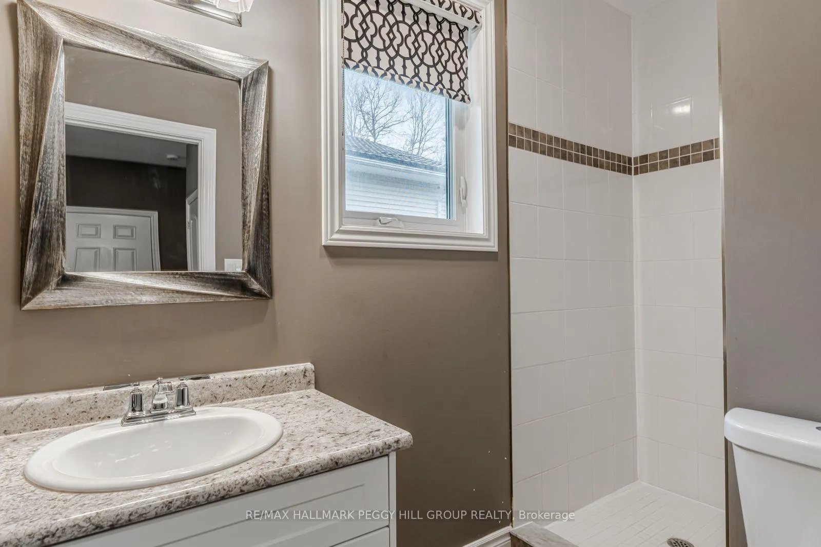 Photo 10 of 9 Northgate Road, Wasaga Beach — HOMEH