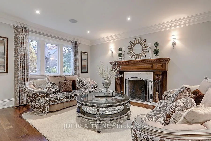 Photo 8 of 15 Castle Frank Crescent, Toronto, Rosedale-Moore Park — HOMEH