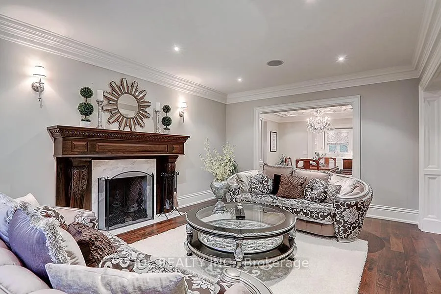 Photo 9 of 15 Castle Frank Crescent, Toronto, Rosedale-Moore Park — HOMEH