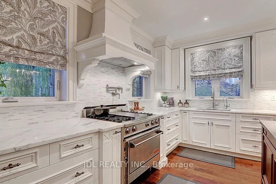 Photo 18 of 15 Castle Frank Crescent, Toronto, Rosedale-Moore Park — HOMEH