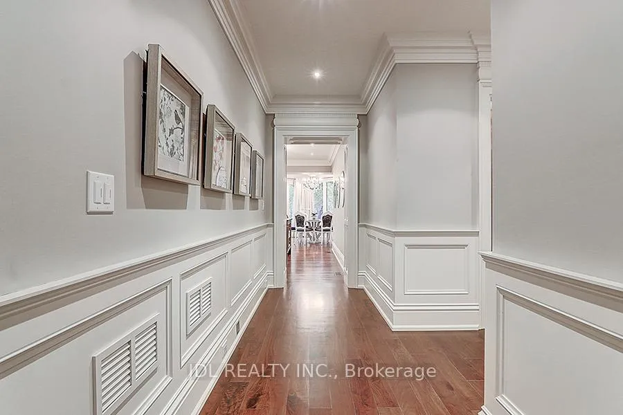 Photo 23 of 15 Castle Frank Crescent, Toronto, Rosedale-Moore Park — HOMEH