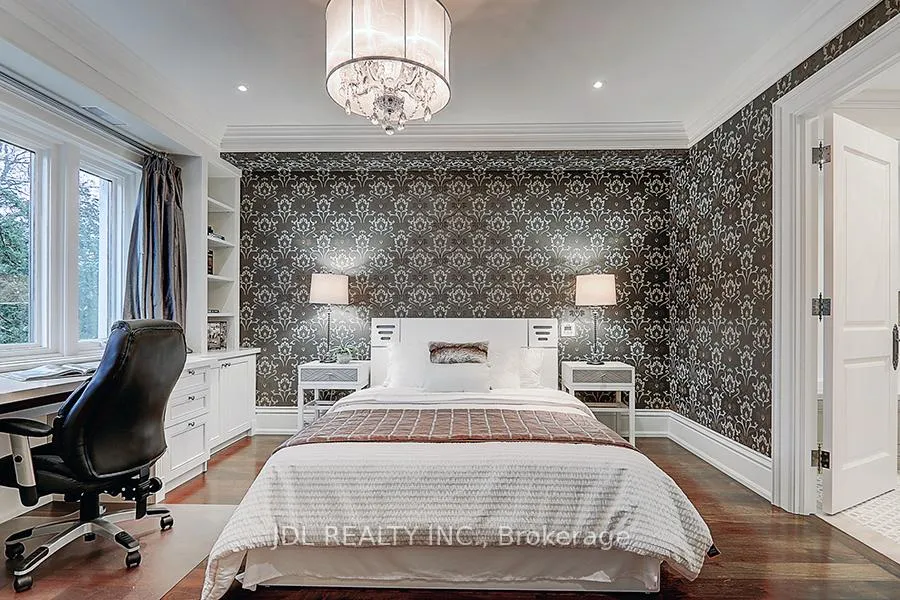 Photo 33 of 15 Castle Frank Crescent, Toronto, Rosedale-Moore Park — HOMEH