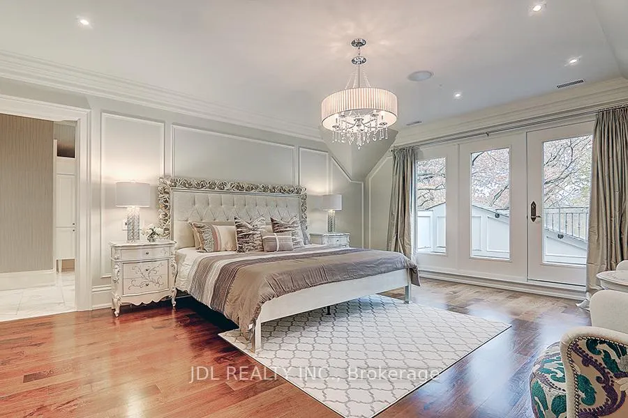 Photo 43 of 15 Castle Frank Crescent, Toronto, Rosedale-Moore Park — HOMEH
