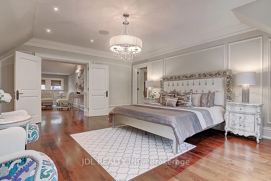 Photo 44 of 15 Castle Frank Crescent, Toronto, Rosedale-Moore Park — HOMEH