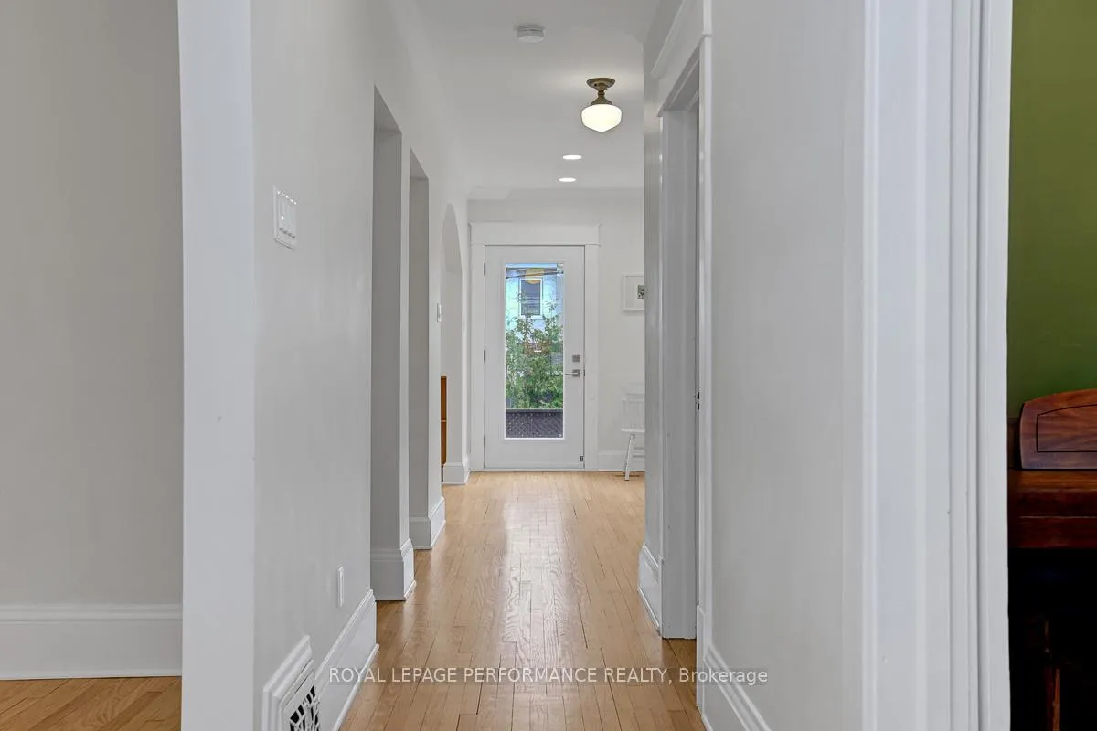 Photo 4 of 824 Fisher Avenue, Ottawa, Carlington — HOMEH