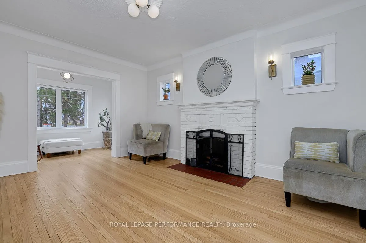 Photo 6 of 824 Fisher Avenue, Ottawa, Carlington — HOMEH