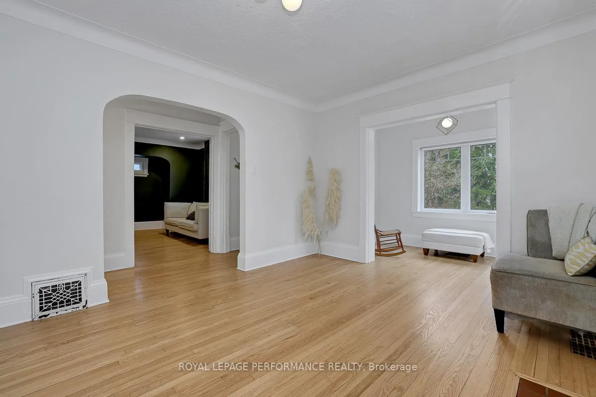 Photo 7 of 824 Fisher Avenue, Ottawa, Carlington — HOMEH