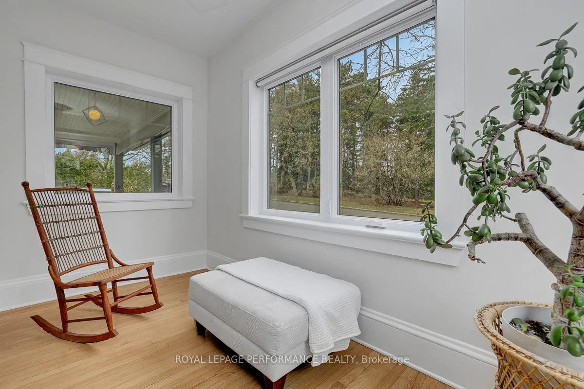 Photo 9 of 824 Fisher Avenue, Ottawa, Carlington — HOMEH