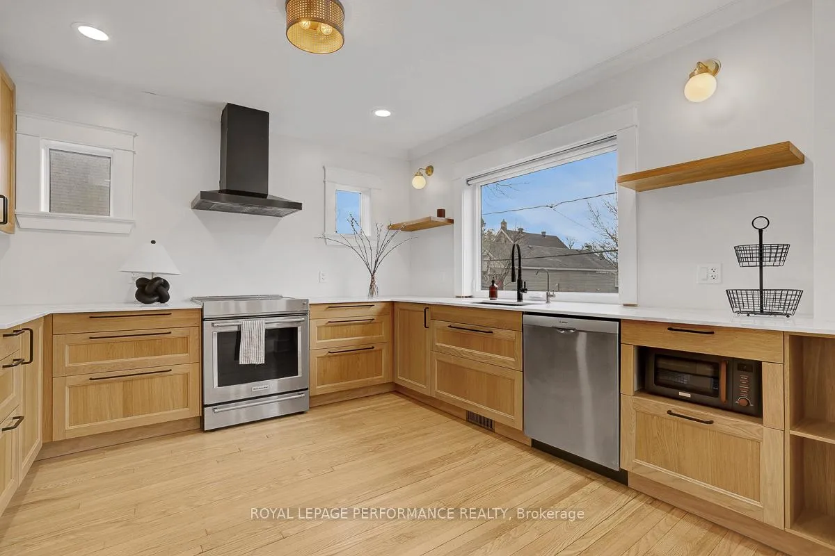 Photo 18 of 824 Fisher Avenue, Ottawa, Carlington — HOMEH