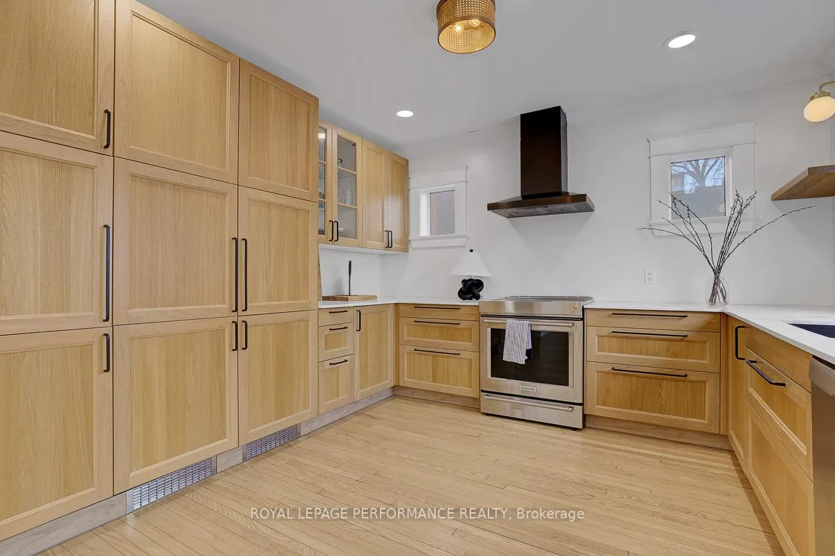 Photo 19 of 824 Fisher Avenue, Ottawa, Carlington — HOMEH