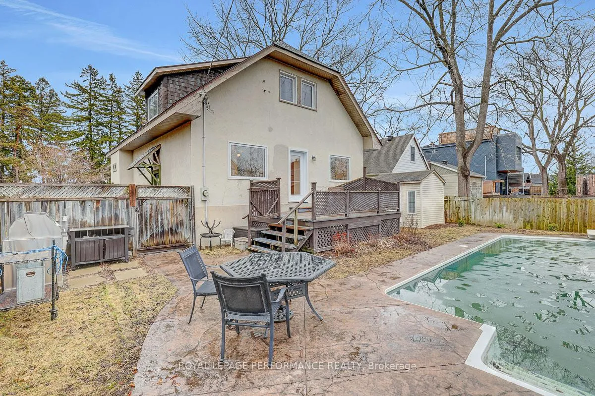 Photo 36 of 824 Fisher Avenue, Ottawa, Carlington — HOMEH