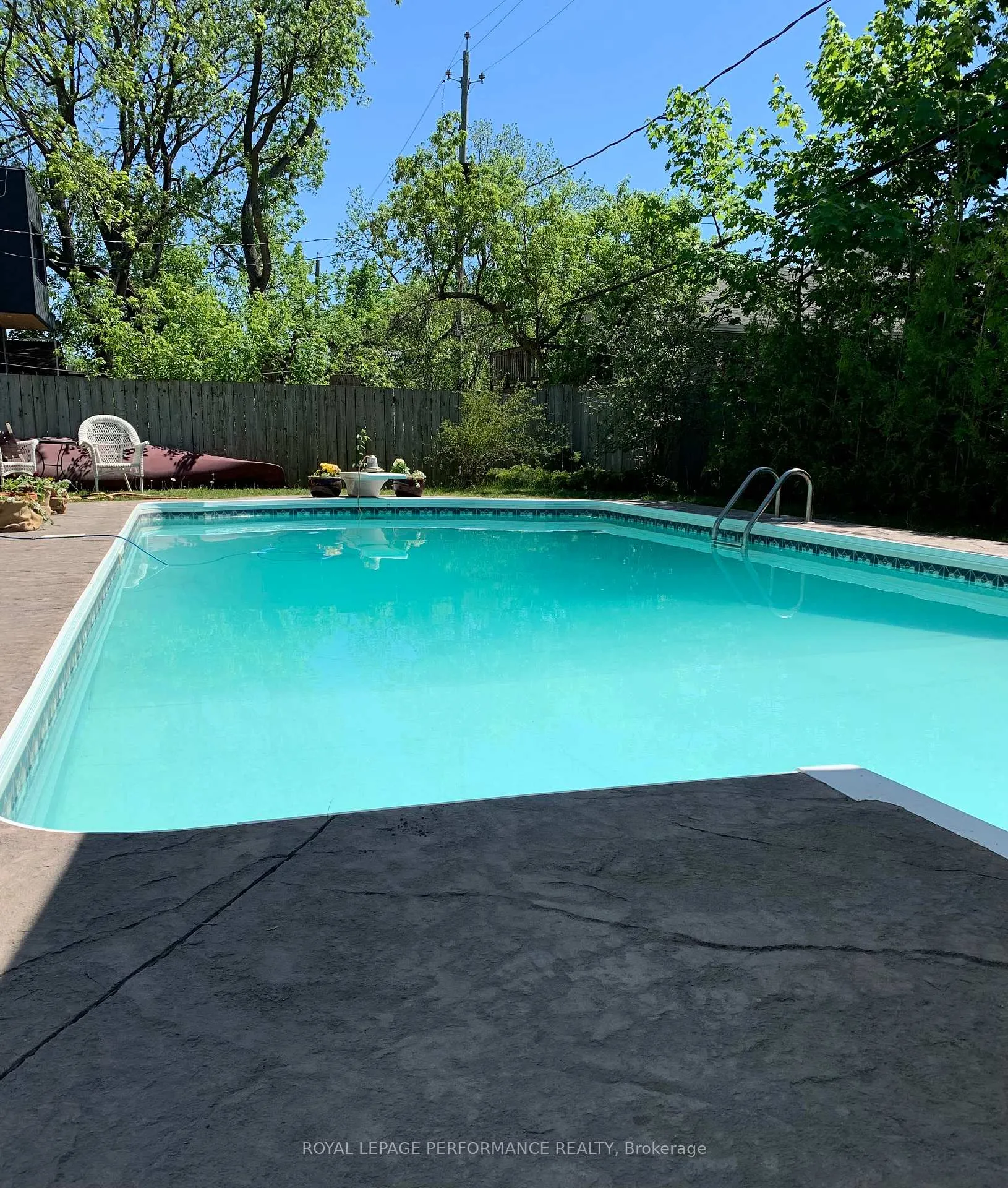 Photo 37 of 824 Fisher Avenue, Ottawa, Carlington — HOMEH