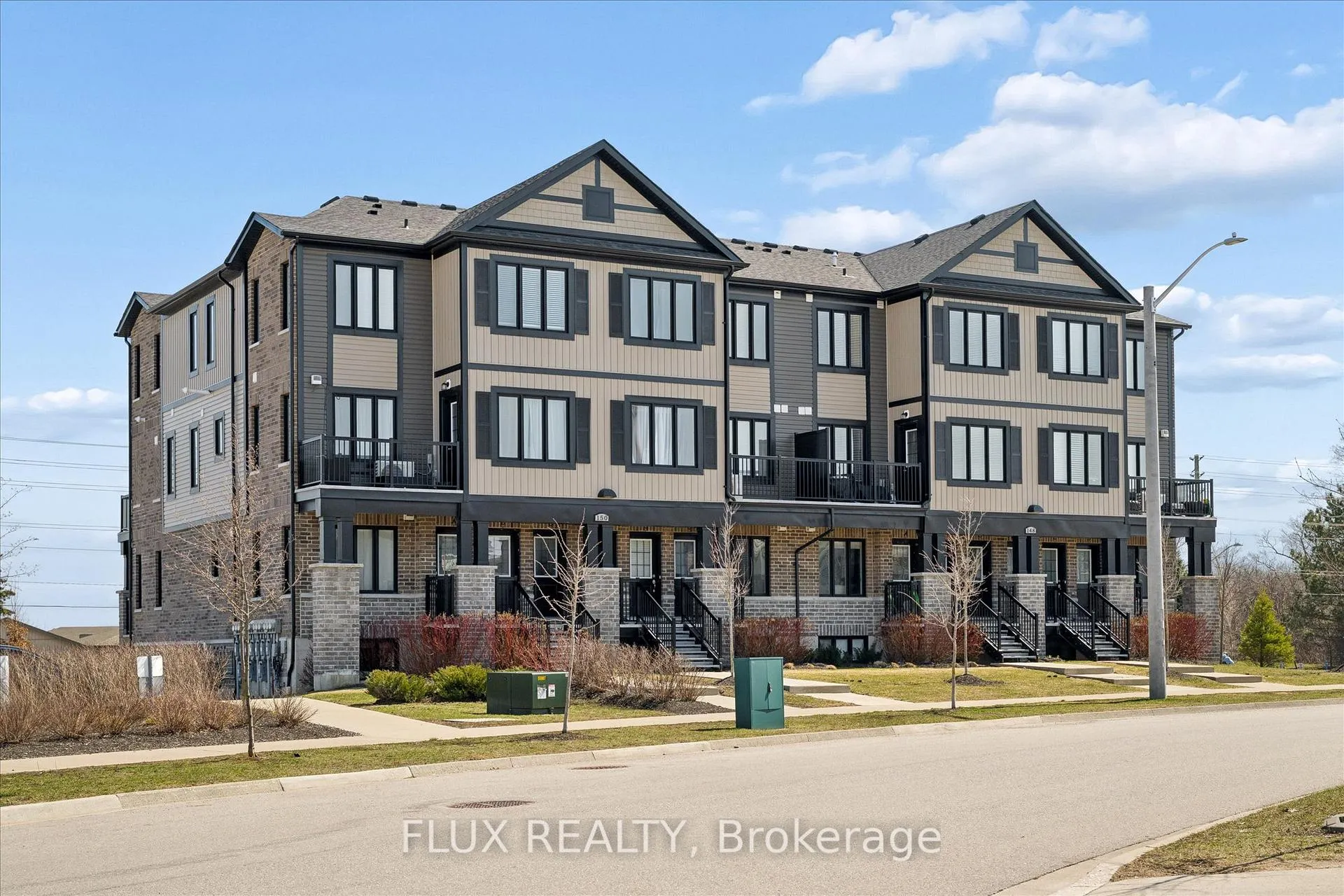 Front of Unit F, 150 Rochefort Street