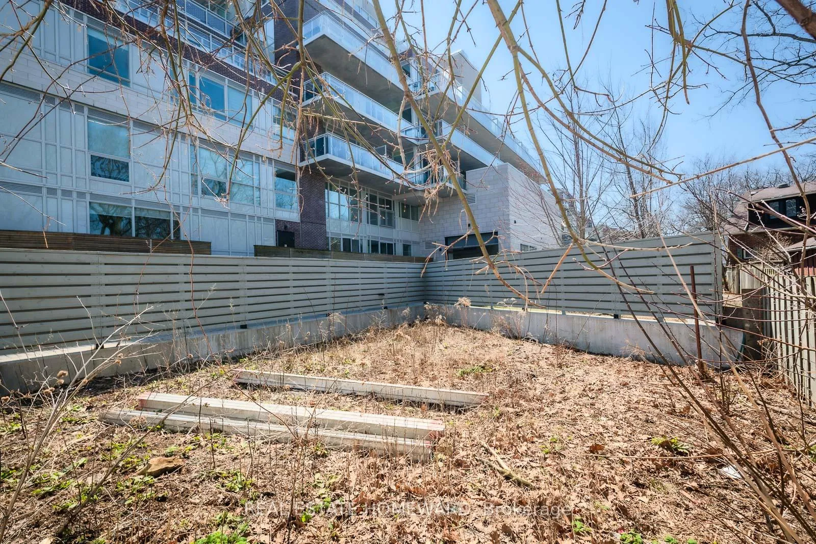Photo 10 of 142 Audrey Avenue, Scarborough, Birchcliffe-Cliffside — HOMEH