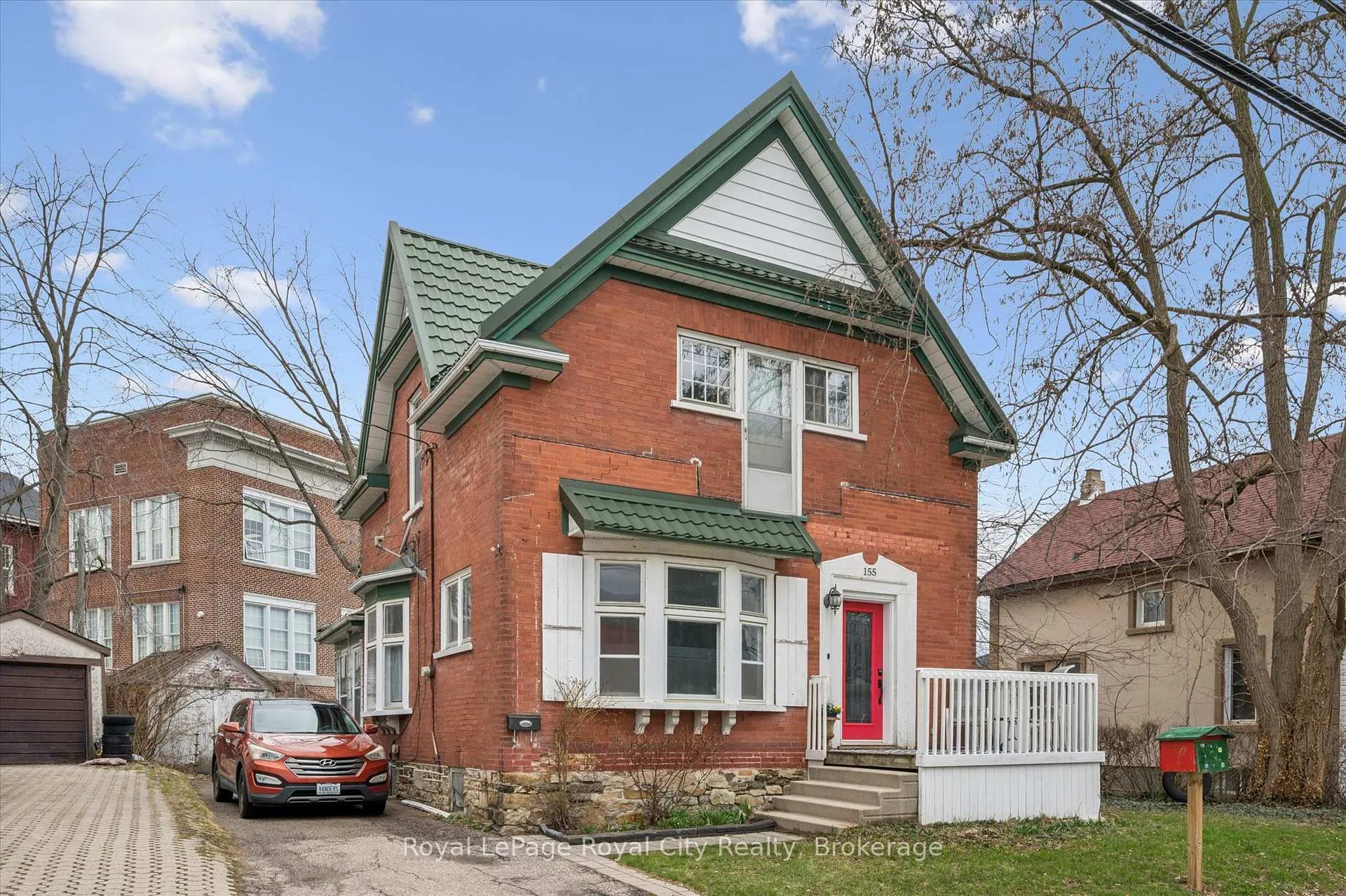 Photo 3 of 155 Lancaster Street E, Kitchener, Mount Hope Huron Park — HOMEH