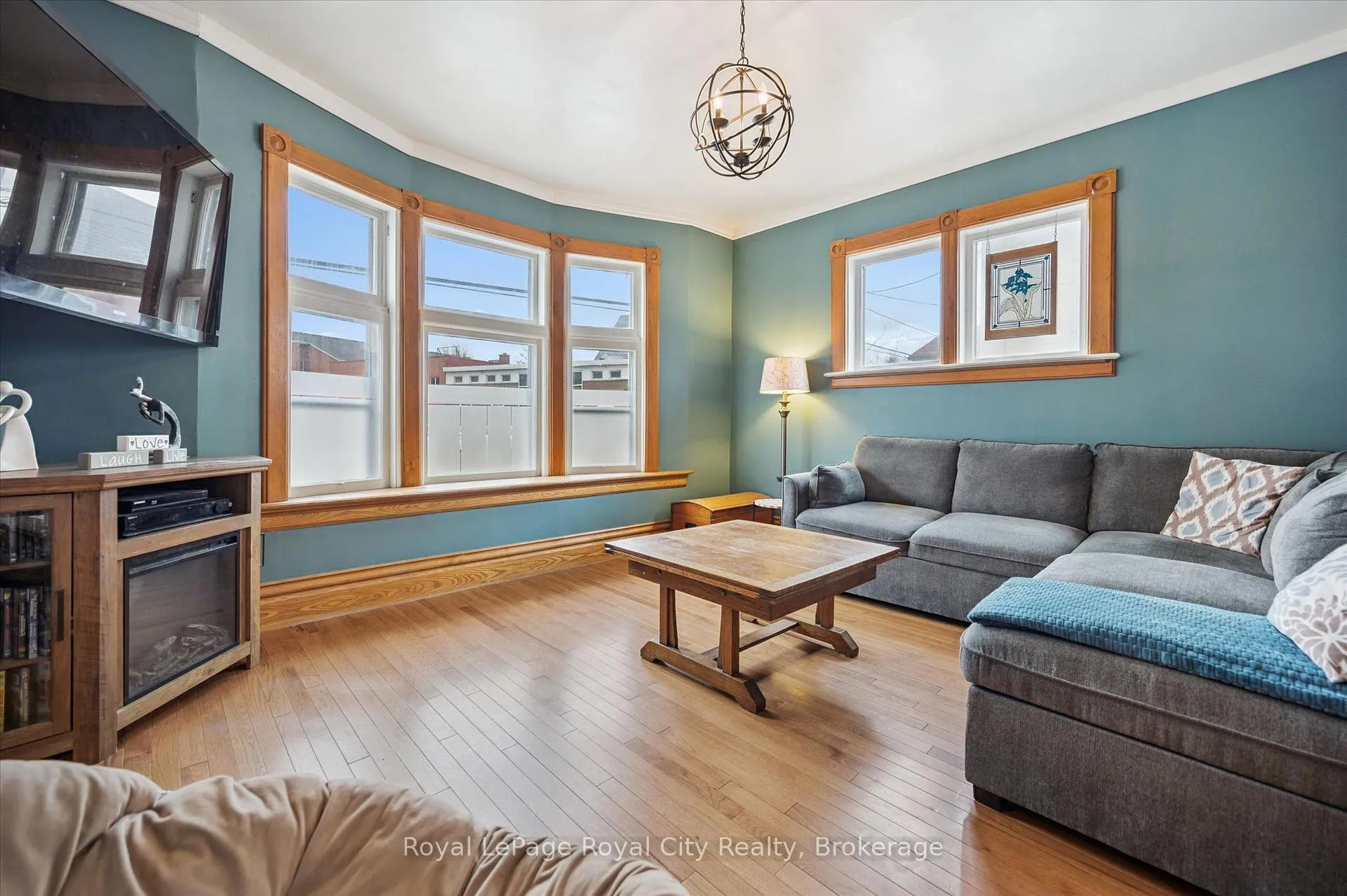 Photo 6 of 155 Lancaster Street E, Kitchener, Mount Hope Huron Park — HOMEH