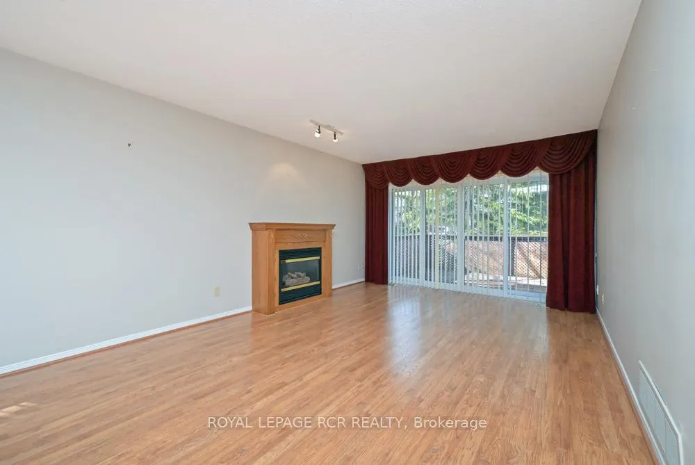 Photo 9 of 7 Glen Eden Way, New Tecumseth, Alliston — HOMEH