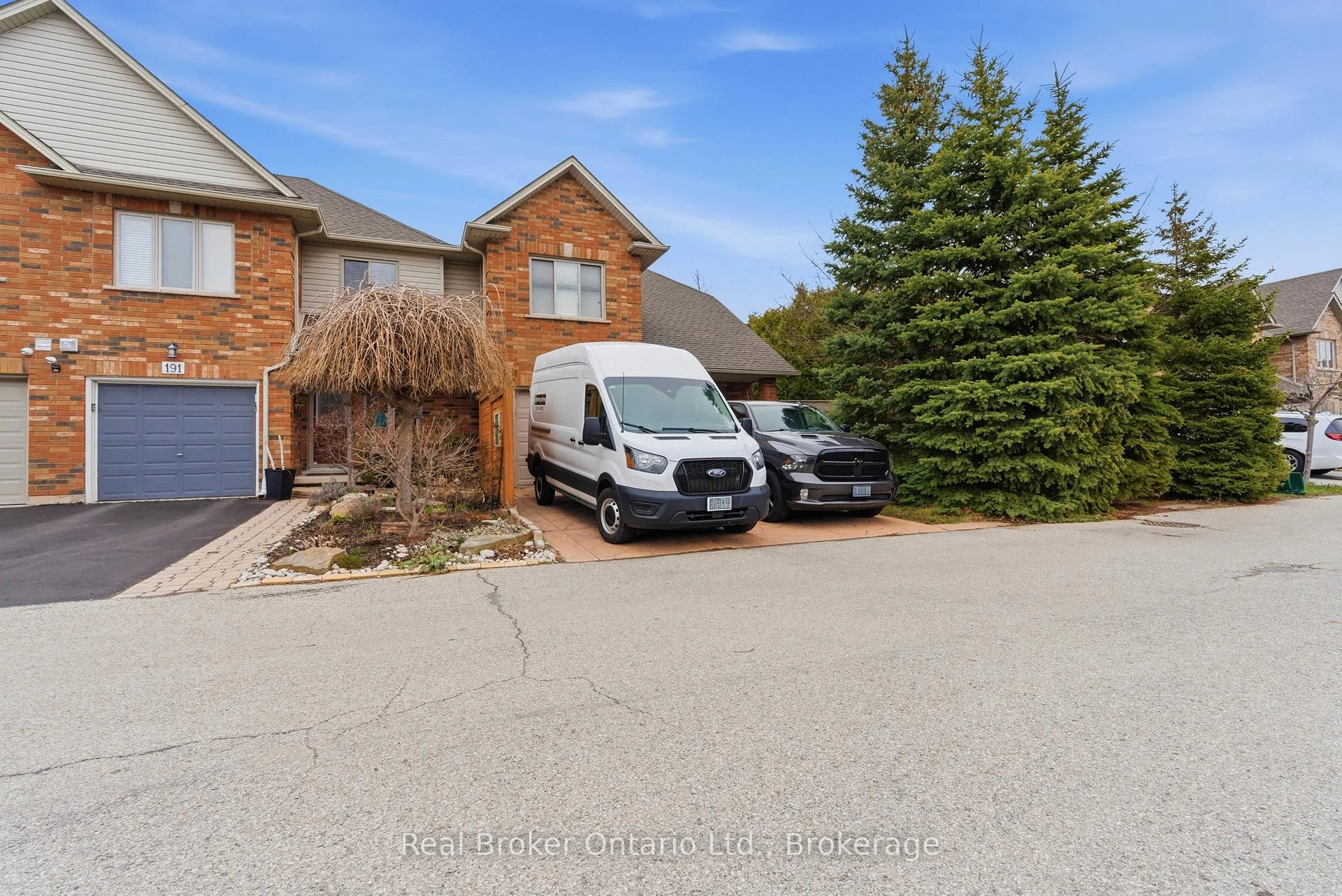 Photo 27 of 189 Livingston Avenue, Grimsby, Grimsby West — HOMEH