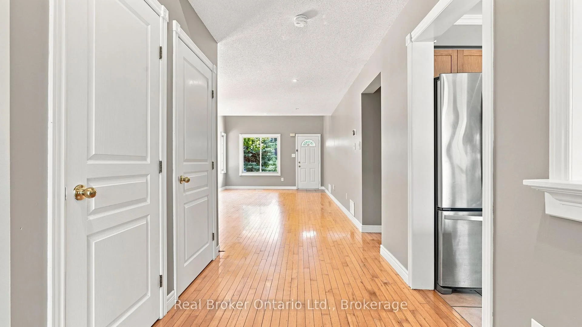 Photo 41 of 189 Livingston Avenue, Grimsby, Grimsby West — HOMEH