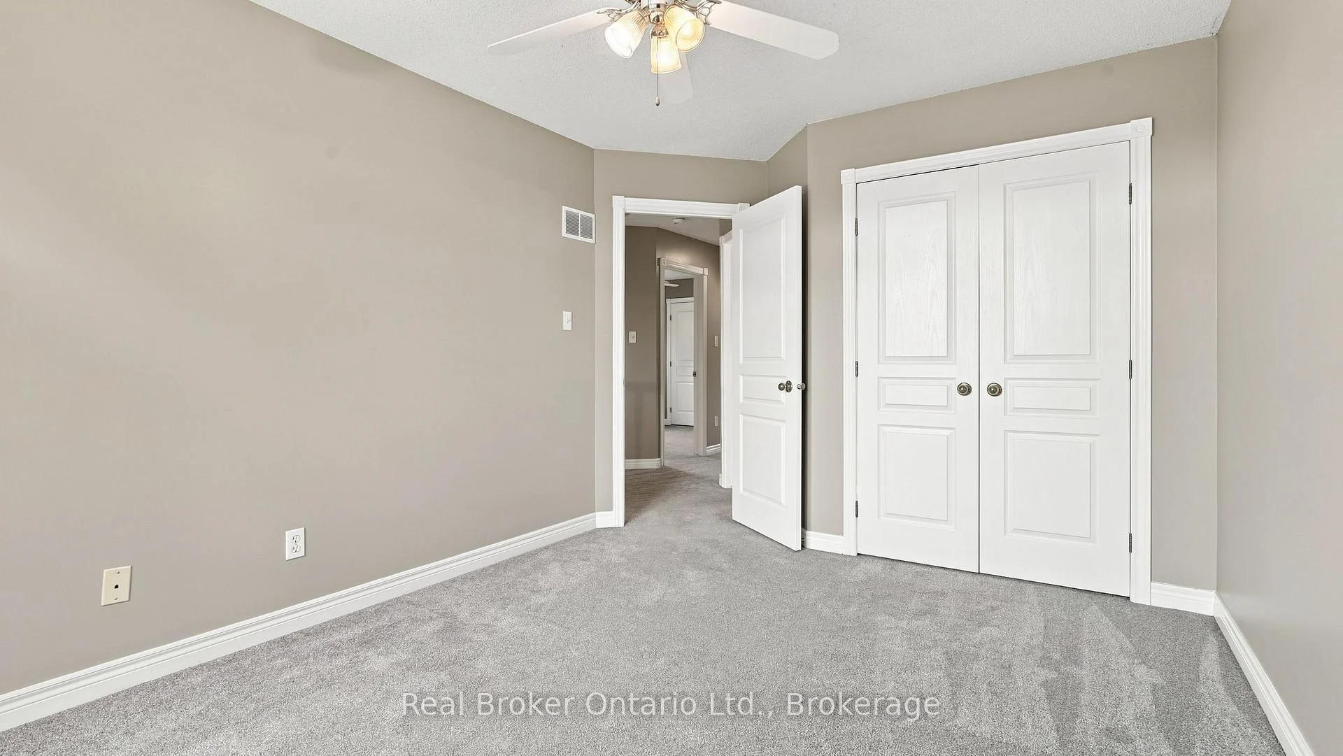Photo 45 of 189 Livingston Avenue, Grimsby, Grimsby West — HOMEH