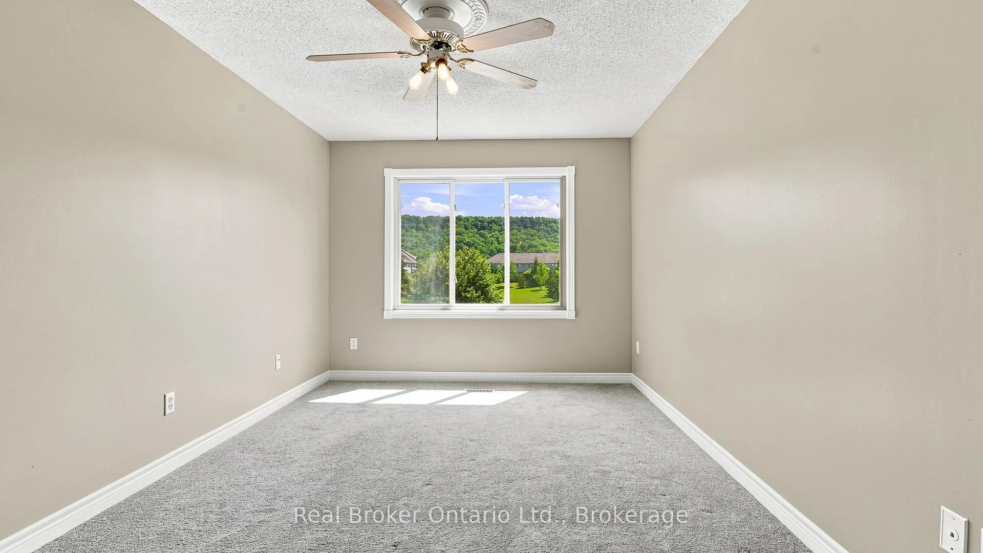 Photo 52 of 189 Livingston Avenue, Grimsby, Grimsby West — HOMEH