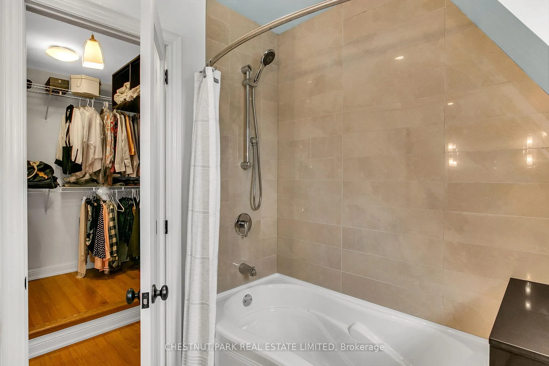 Photo 20 of 12 Chilton Road, Toronto, East York — HOMEH