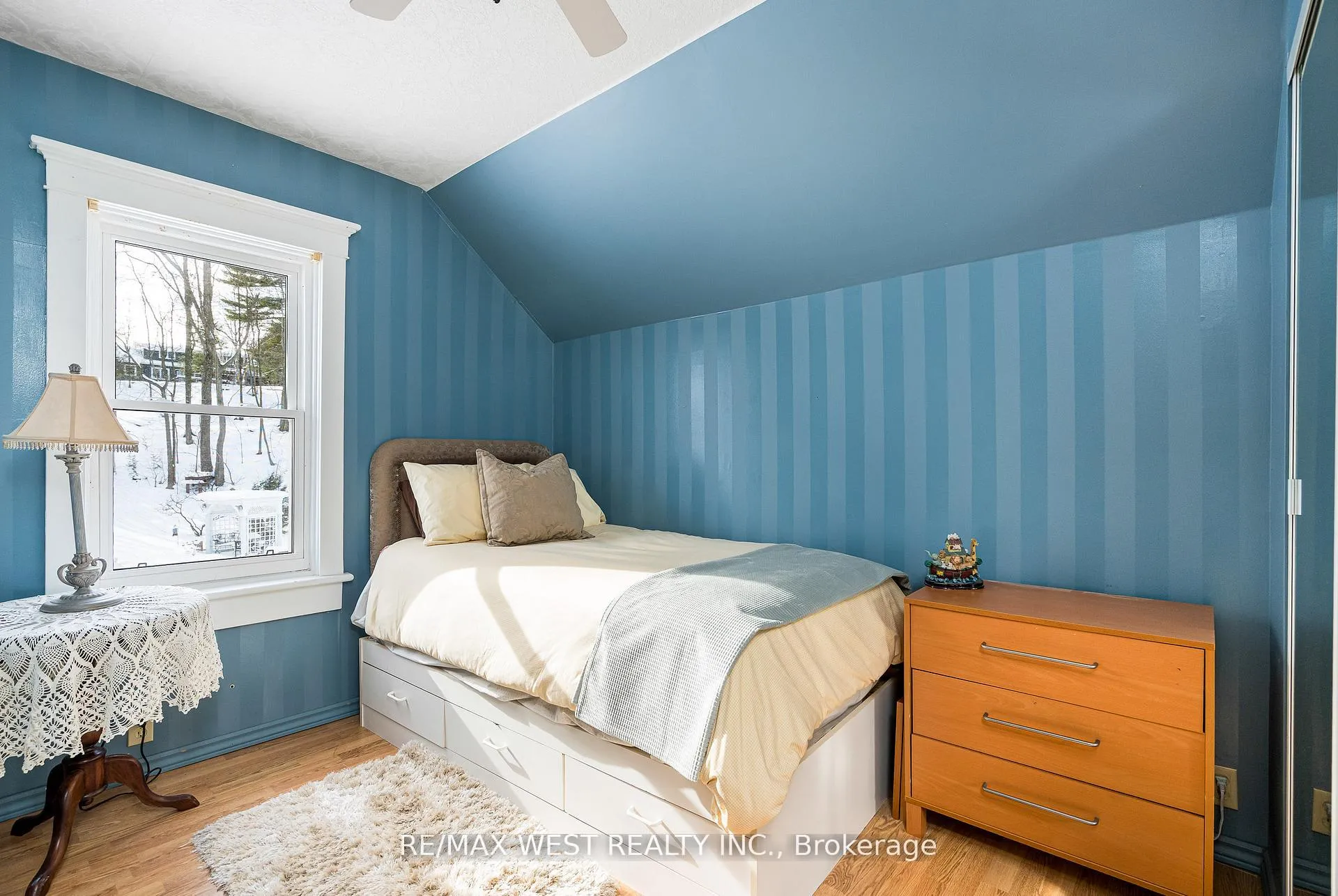 Photo 9 of 25 Edwin Street W, Meaford — HOMEH