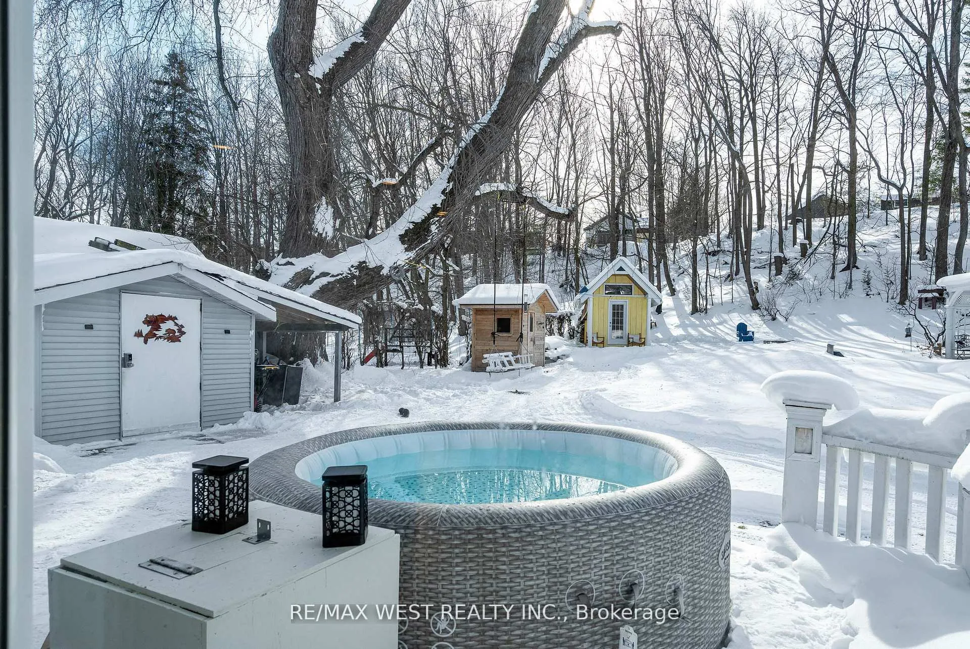 Photo 11 of 25 Edwin Street W, Meaford — HOMEH