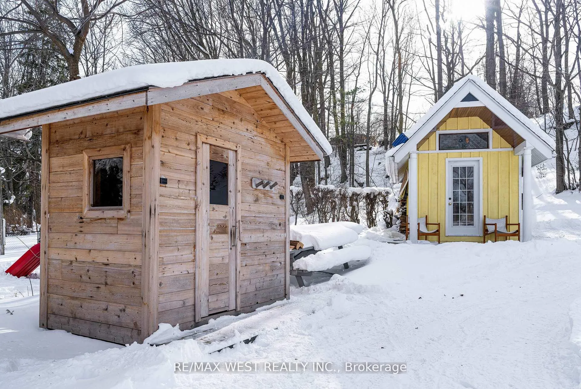 Photo 13 of 25 Edwin Street W, Meaford — HOMEH
