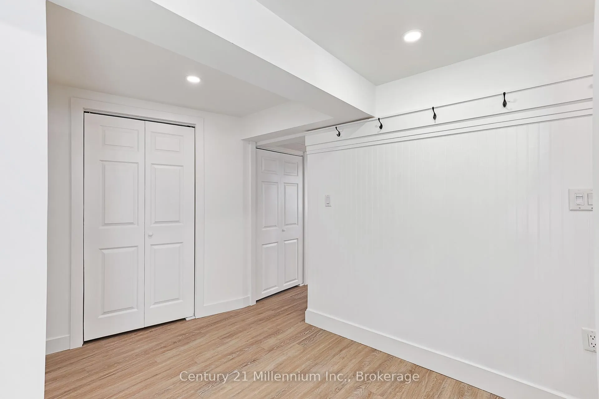 Photo 9 of 509 Tenth Street, Collingwood — HOMEH