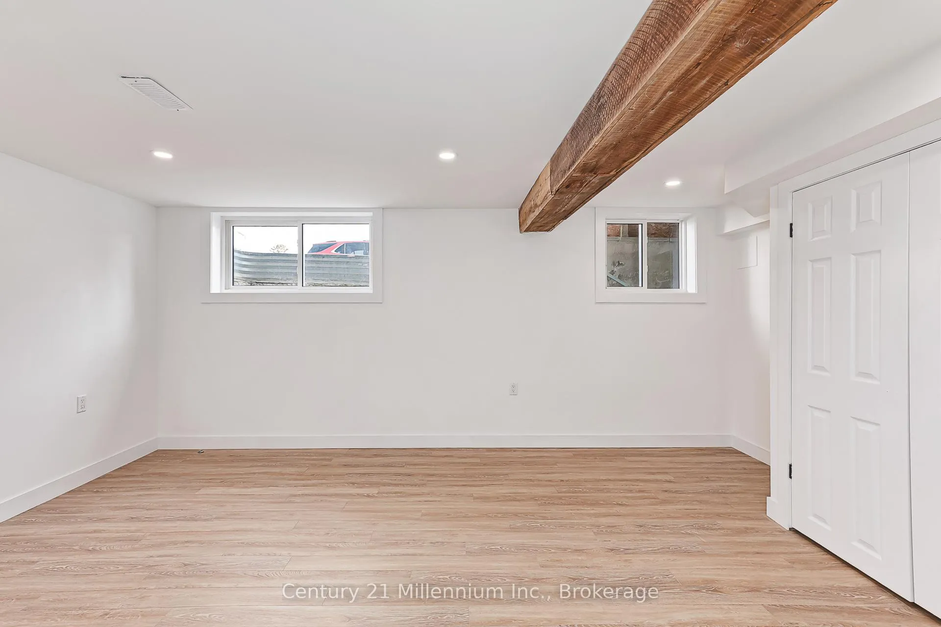 Photo 12 of 509 Tenth Street, Collingwood — HOMEH