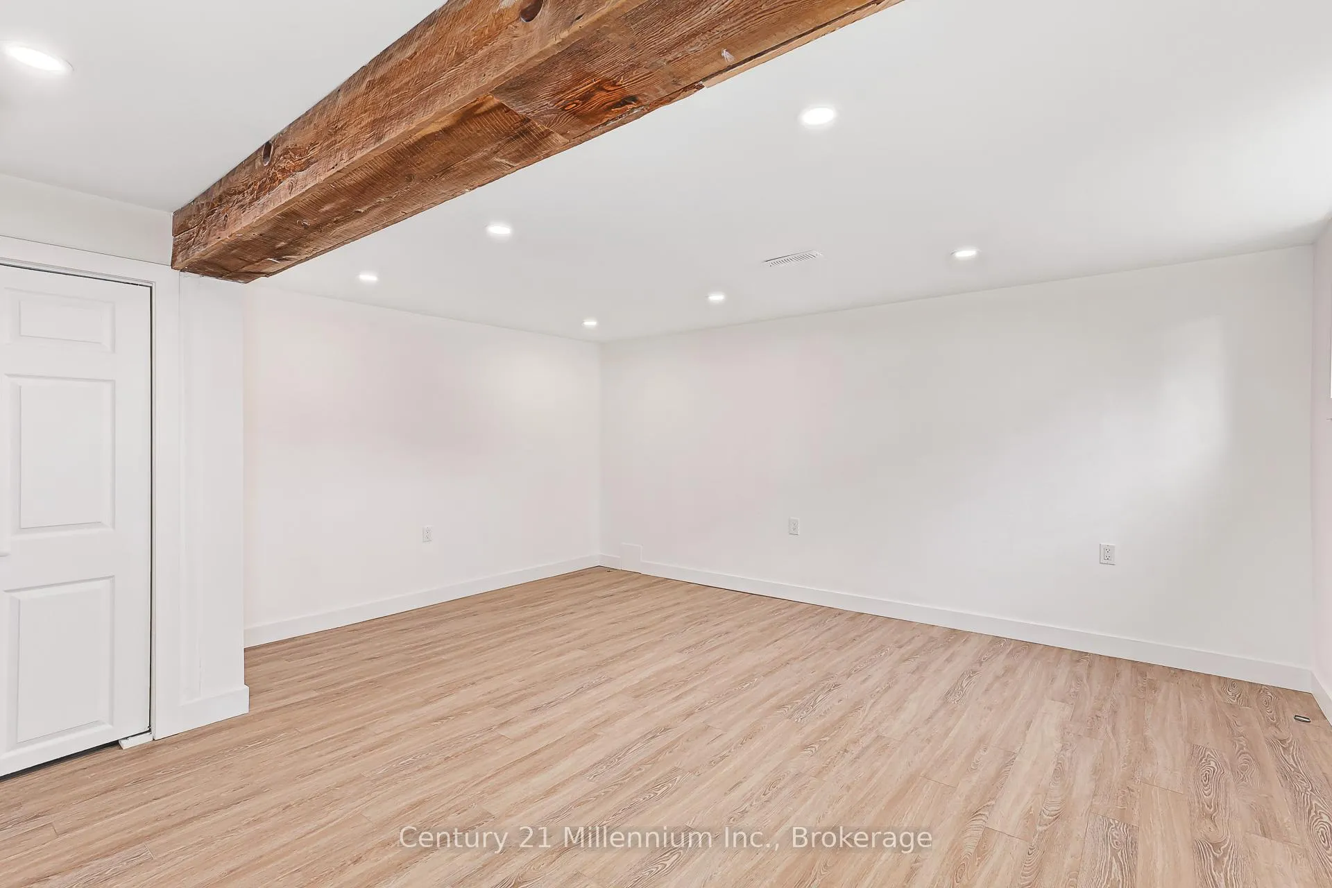 Photo 17 of 509 Tenth Street, Collingwood — HOMEH