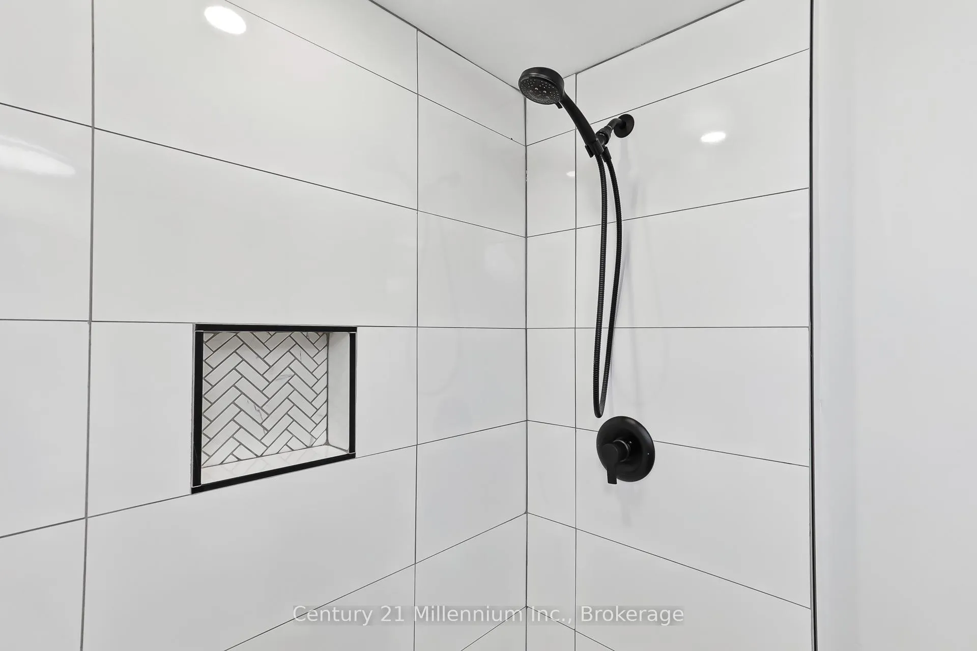 Photo 20 of 509 Tenth Street, Collingwood — HOMEH