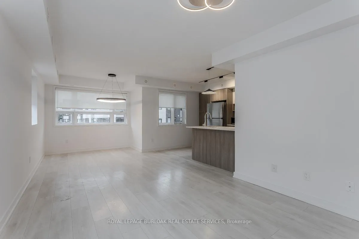 Photo 8 of Unit 815, 1133 Cooke Boulevard, Burlington, LaSalle — HOMEH