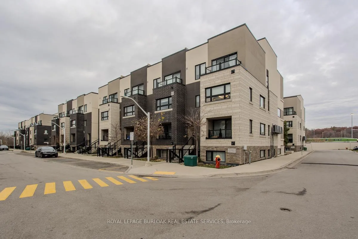 Photo 14 of Unit 815, 1133 Cooke Boulevard, Burlington, LaSalle — HOMEH