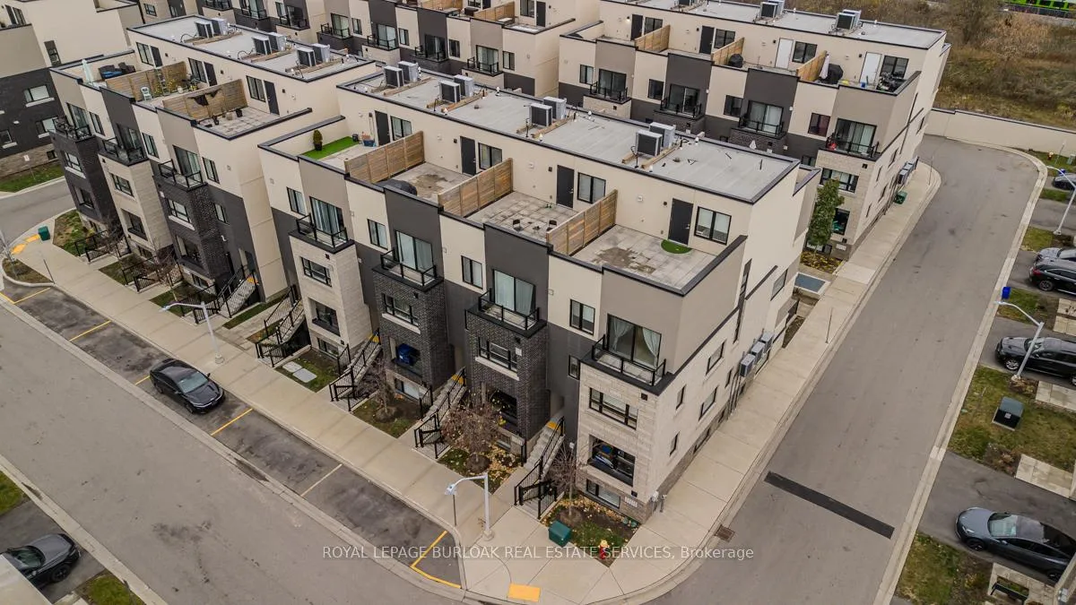 Photo 15 of Unit 815, 1133 Cooke Boulevard, Burlington, LaSalle — HOMEH