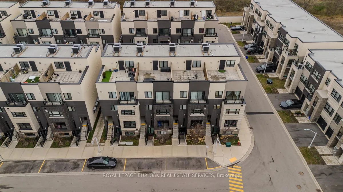 Photo 16 of Unit 815, 1133 Cooke Boulevard, Burlington, LaSalle — HOMEH
