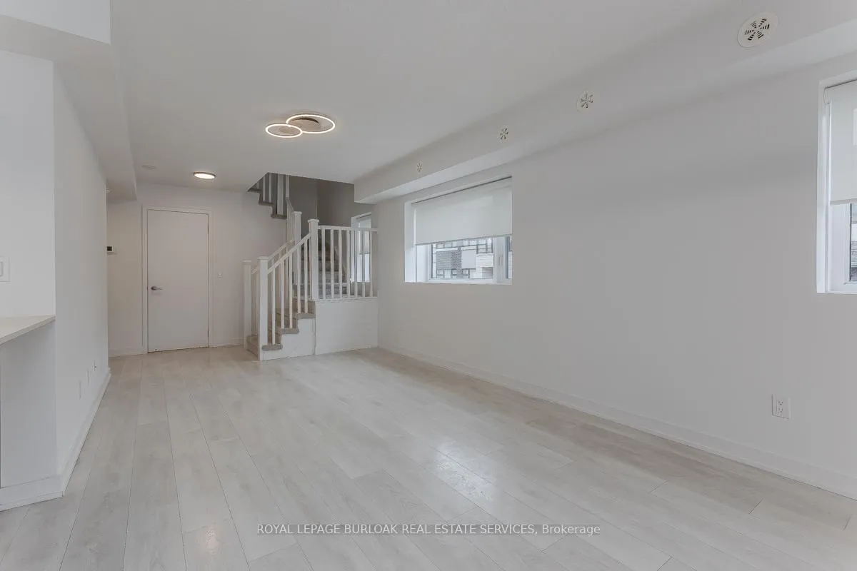 Photo 23 of Unit 815, 1133 Cooke Boulevard, Burlington, LaSalle — HOMEH