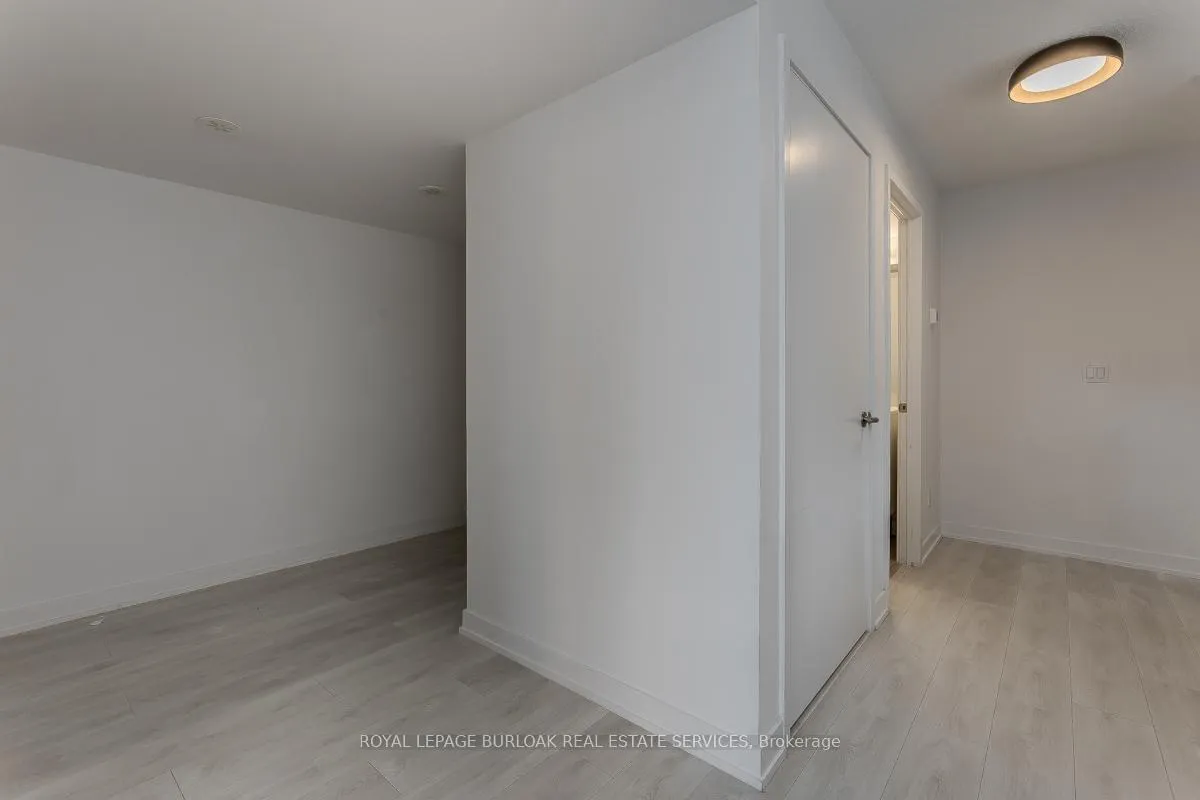 Photo 40 of Unit 815, 1133 Cooke Boulevard, Burlington, LaSalle — HOMEH