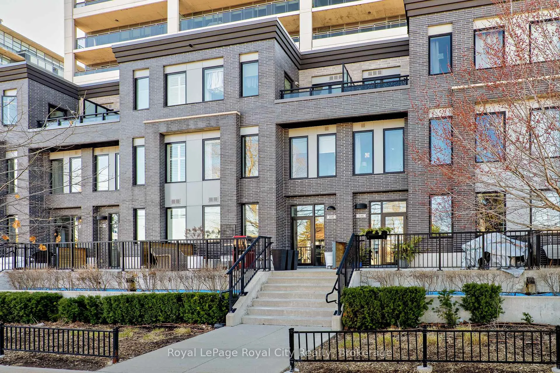 Front of Unit #AT3, 53 Arthur Street S