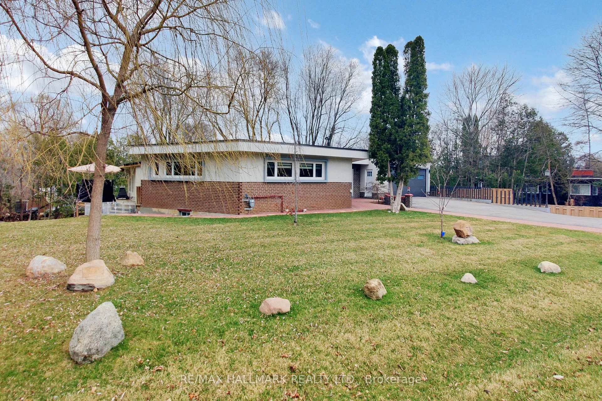 Photo 2 of Unit Main Floor, 115 Lynwood Crescent, King, Nobleton — HOMEH