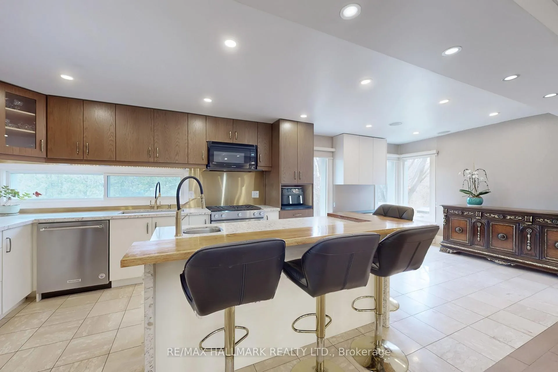 Photo 13 of Unit Main Floor, 115 Lynwood Crescent, King, Nobleton — HOMEH
