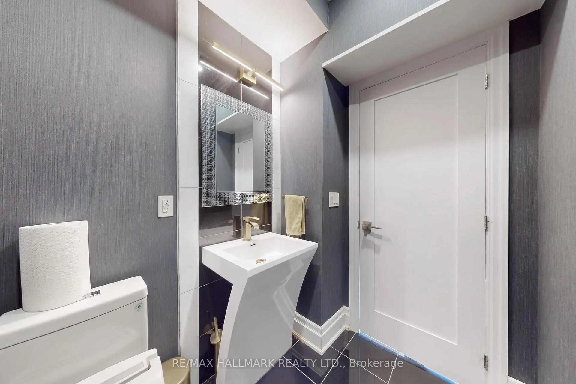 Photo 32 of Unit Main Floor, 115 Lynwood Crescent, King, Nobleton — HOMEH