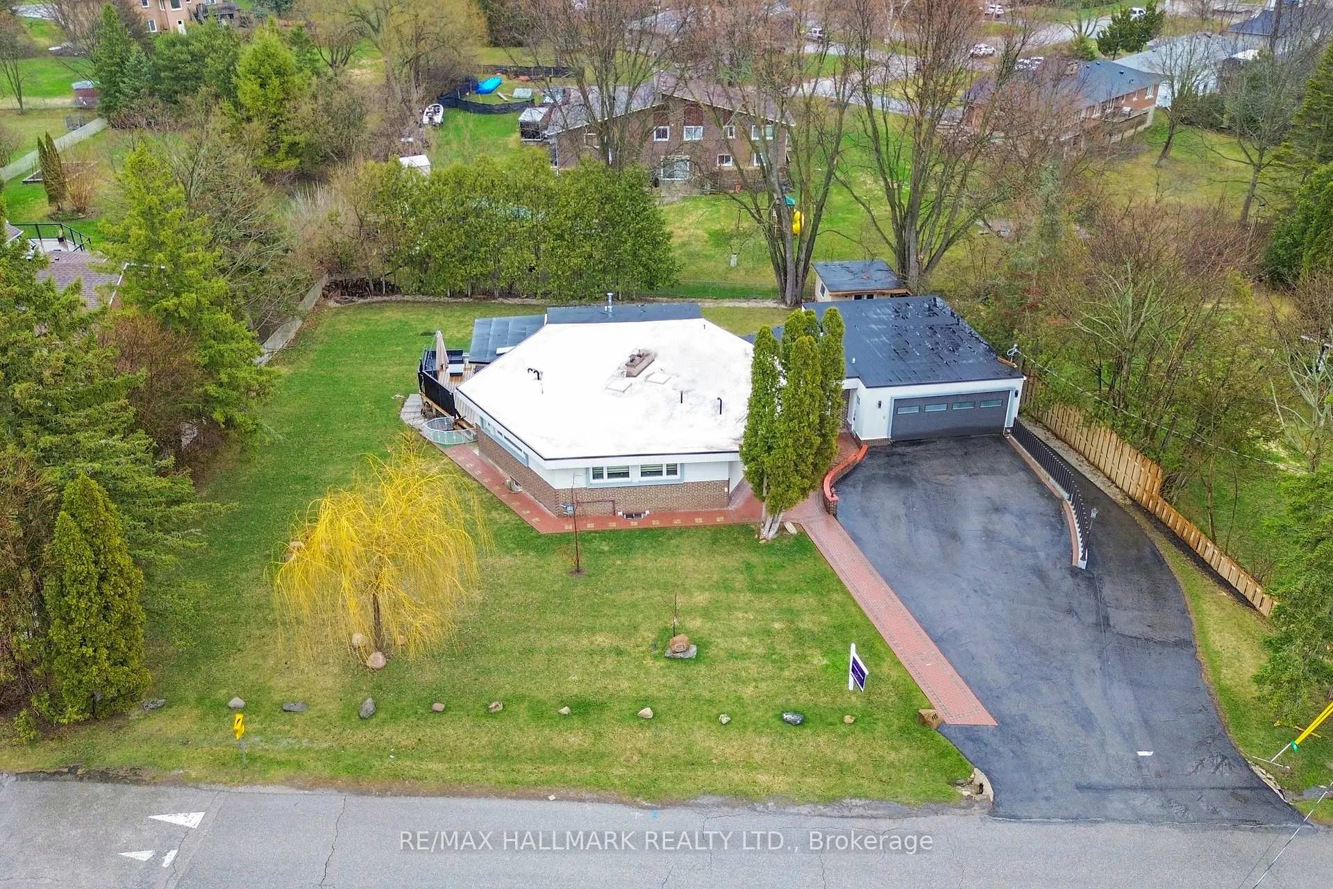 Photo 44 of Unit Main Floor, 115 Lynwood Crescent, King, Nobleton — HOMEH