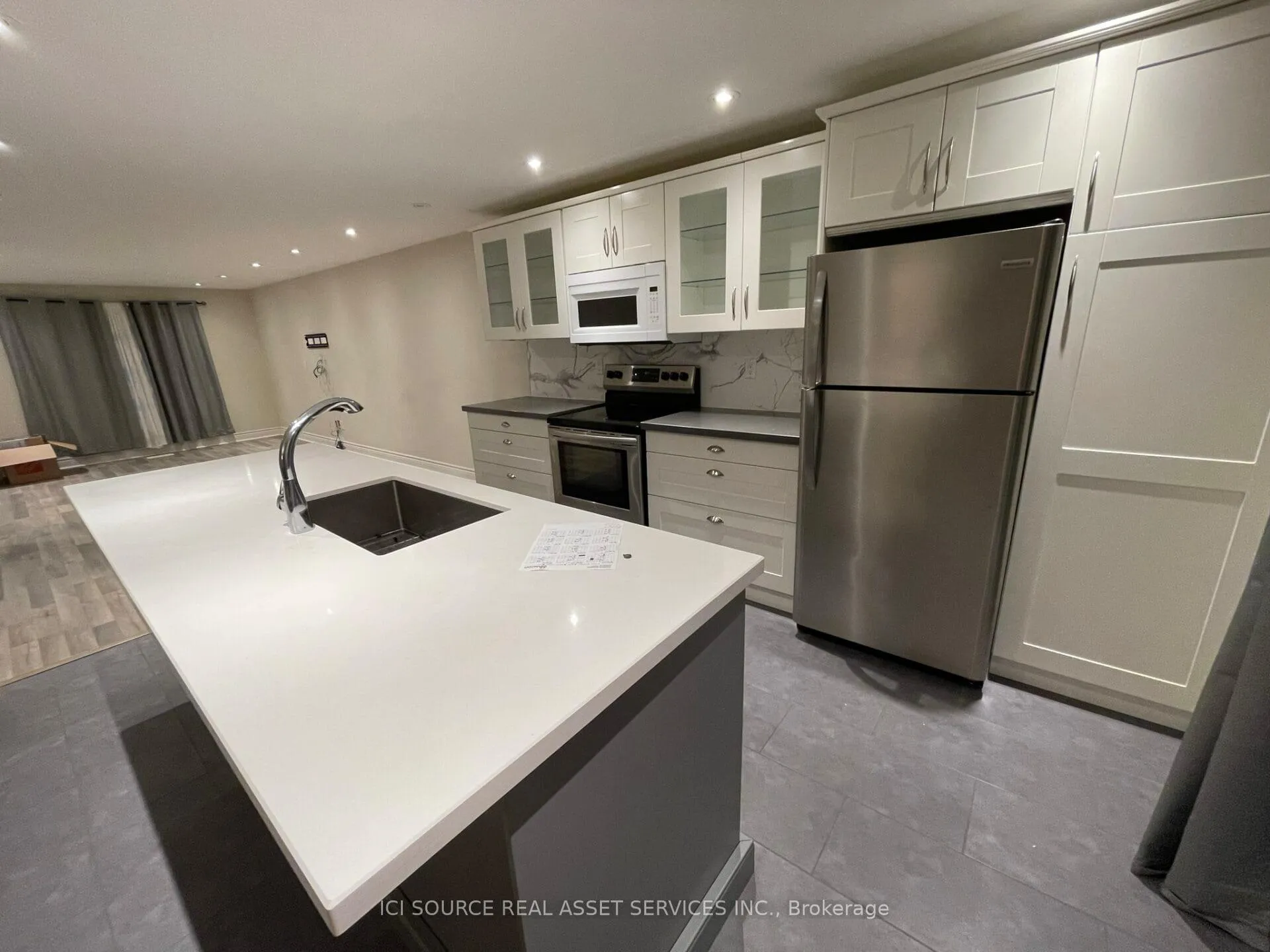 Photo 7 of 45 Raleigh Crescent, Markham, Markville — HOMEH
