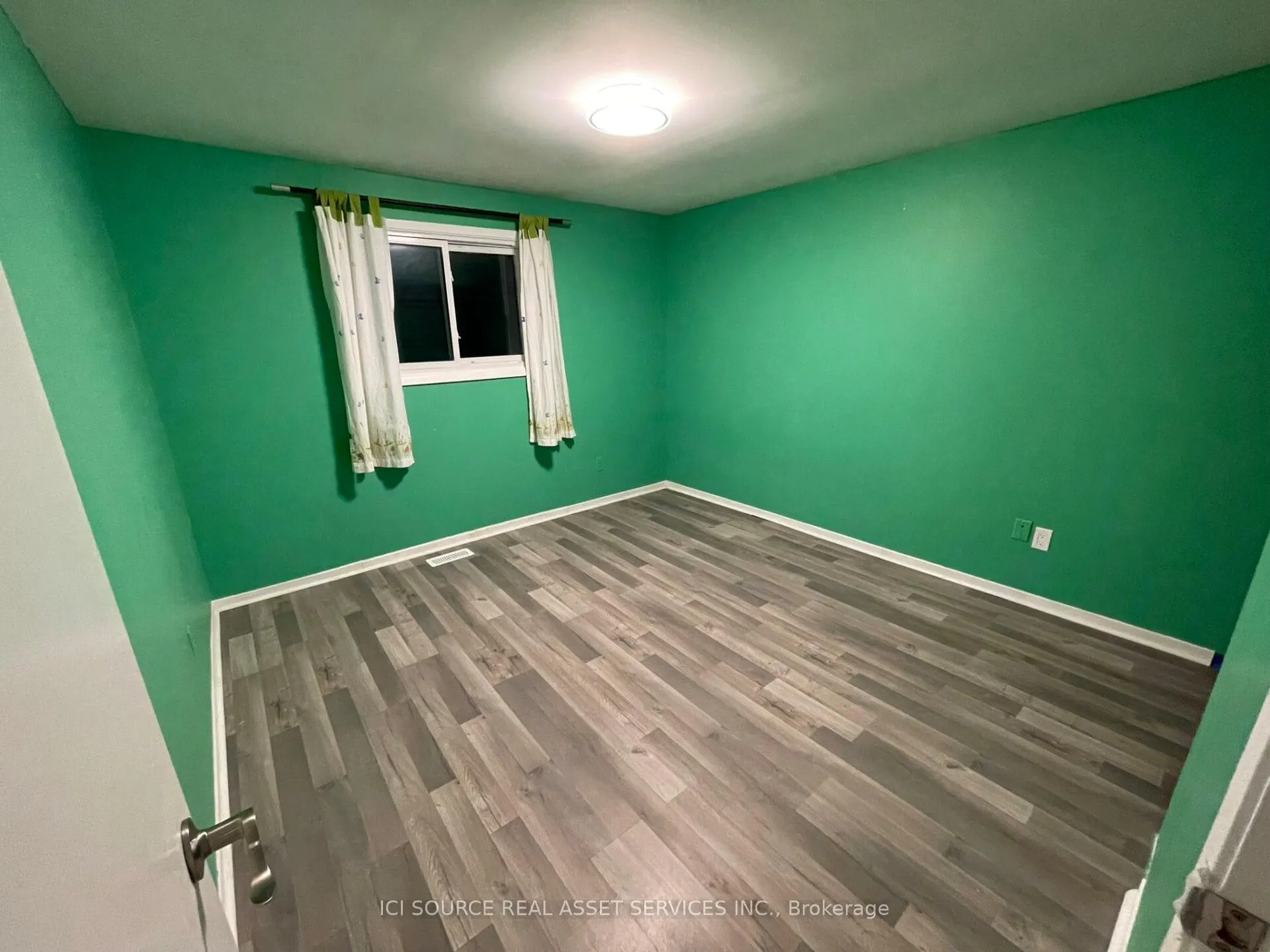 Photo 18 of 45 Raleigh Crescent, Markham, Markville — HOMEH