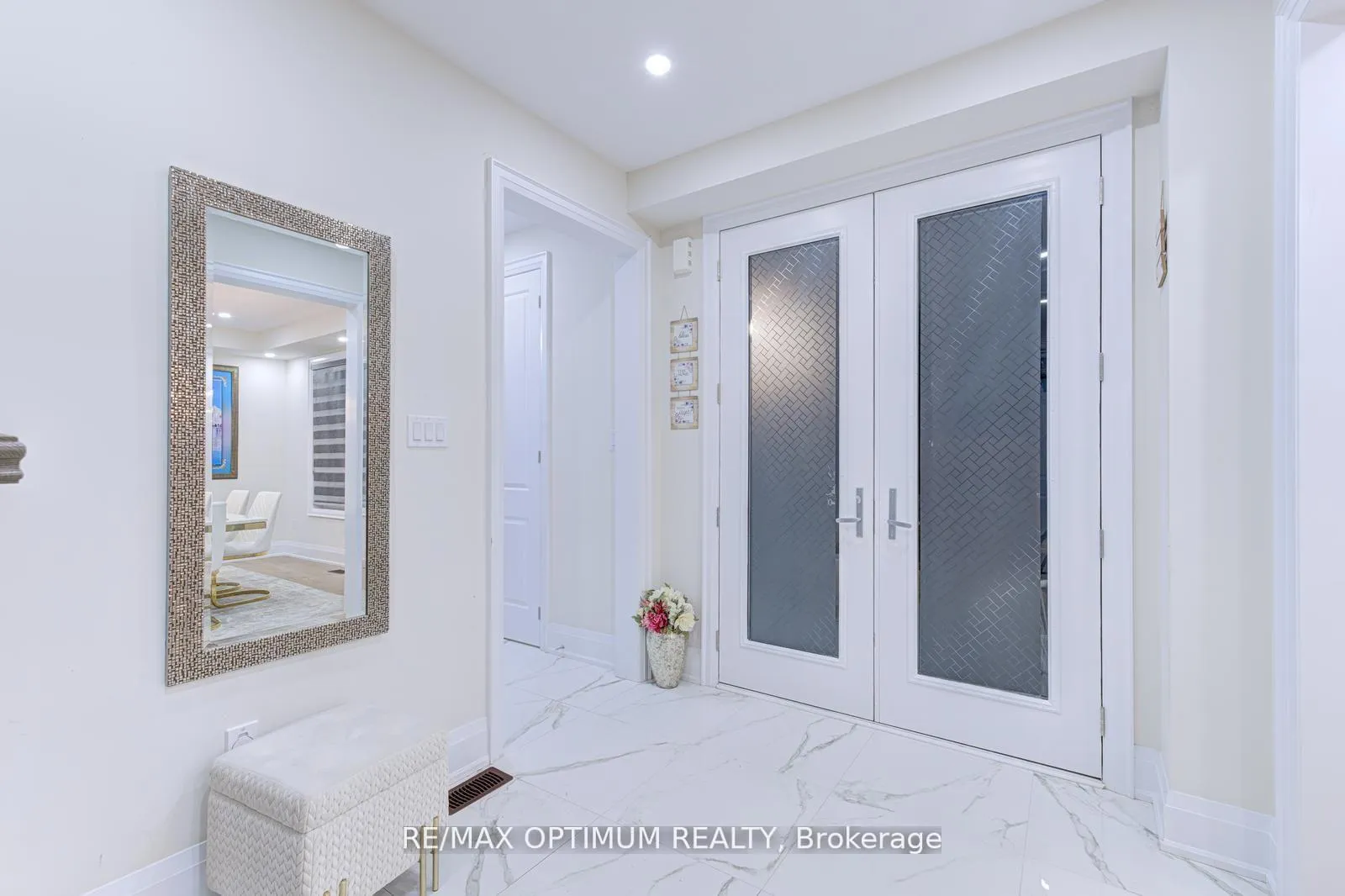 Photo 3 of 73 Dairymaid Road, Brampton, Credit Valley — HOMEH